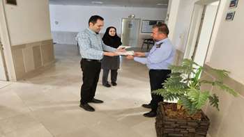 تقدیر و تشکر ریاست دانشکده از کارکنان به مناسبت هفته آموزش