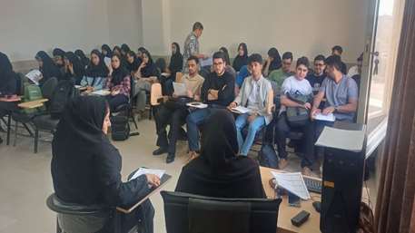  جلسه توجیهی دانشجویان جدیدالورود (ورودی سال ۱۴۰۴)  