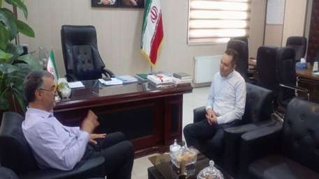   دیدار و گفتگو ریس دانشکده تغذیه و علوم غذایی با فرماندار شهرستان آرادان 