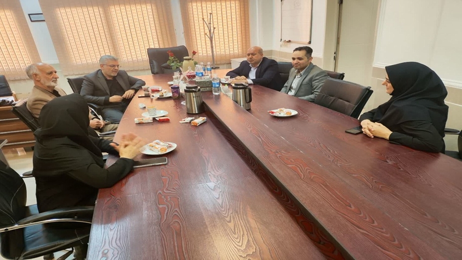 بازدید معاون آموزشی دانشگاه از دانشکده تغذیه و علوم غذایی آرادان